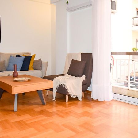 Spacious Modern Apartment In Pagkrati Афіни Екстер'єр фото