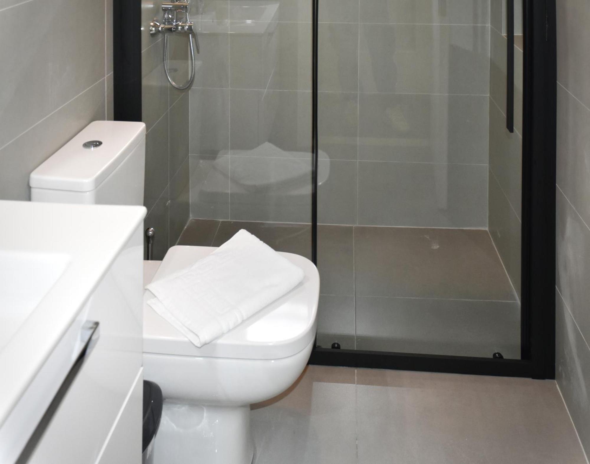 Spacious Modern Apartment In Pagkrati Афіни Екстер'єр фото
