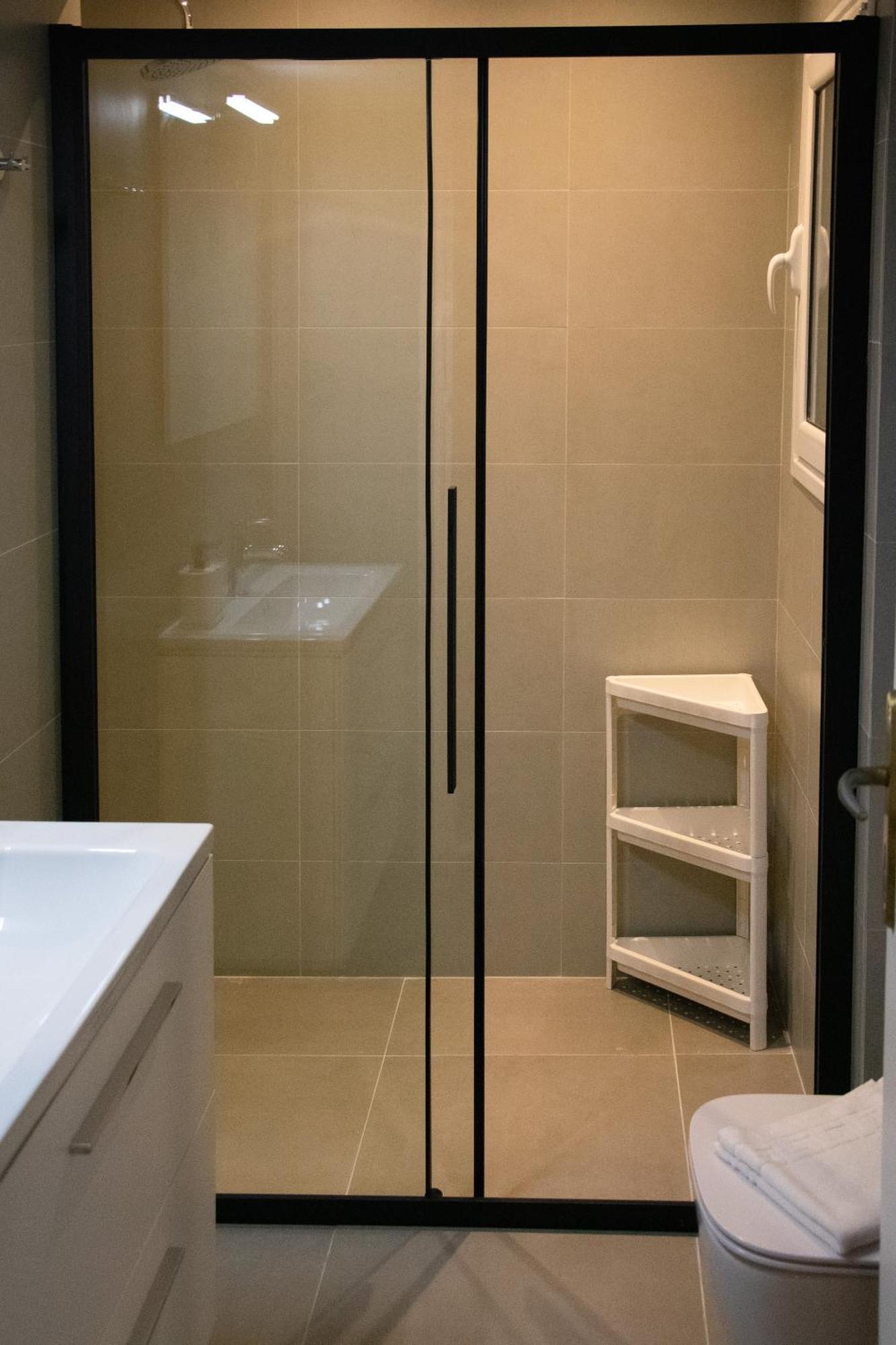 Spacious Modern Apartment In Pagkrati Афіни Екстер'єр фото
